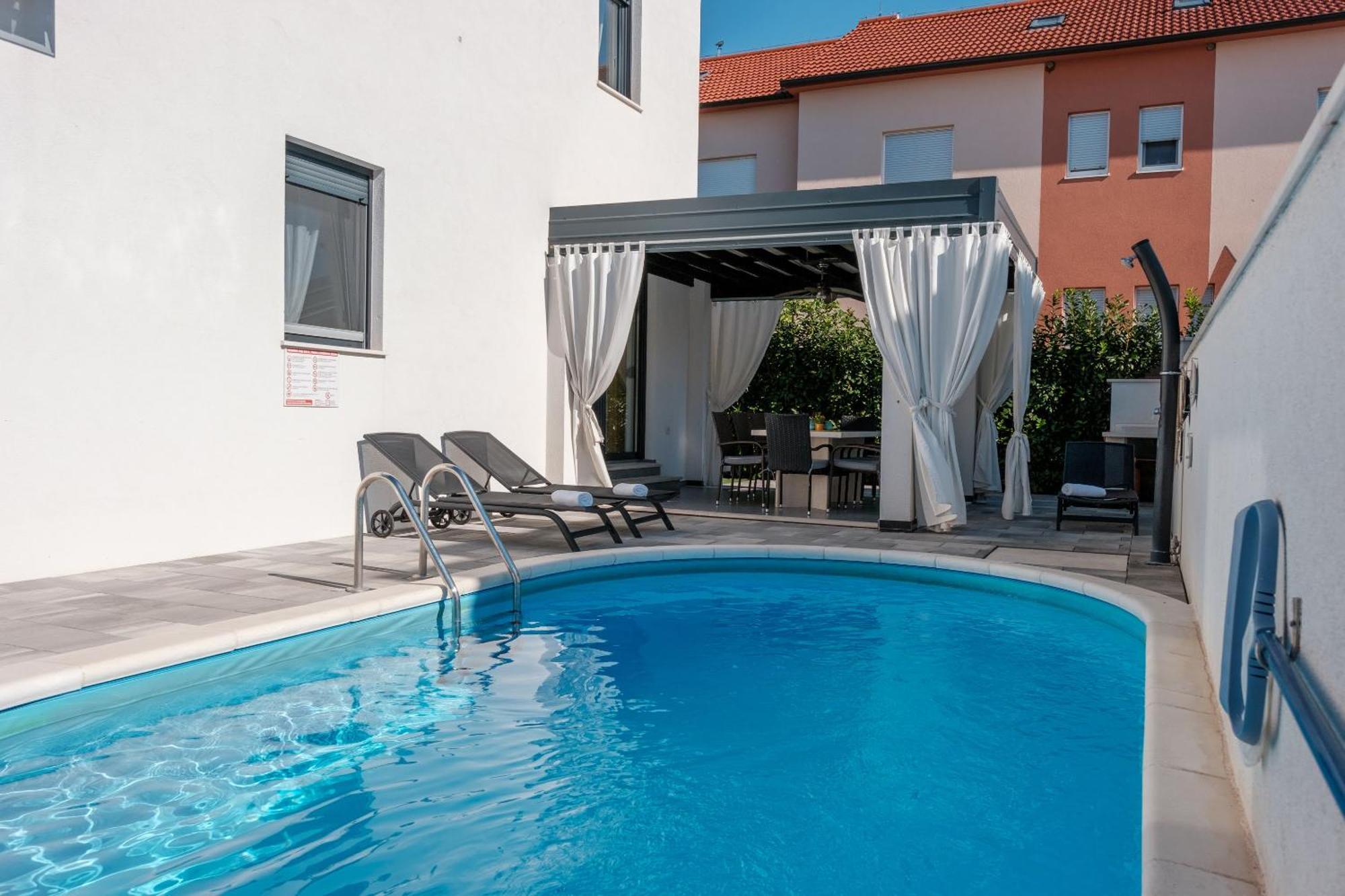 Villa Essenza - Luksuzne Kuce Za Odmor Водице Екстериор снимка